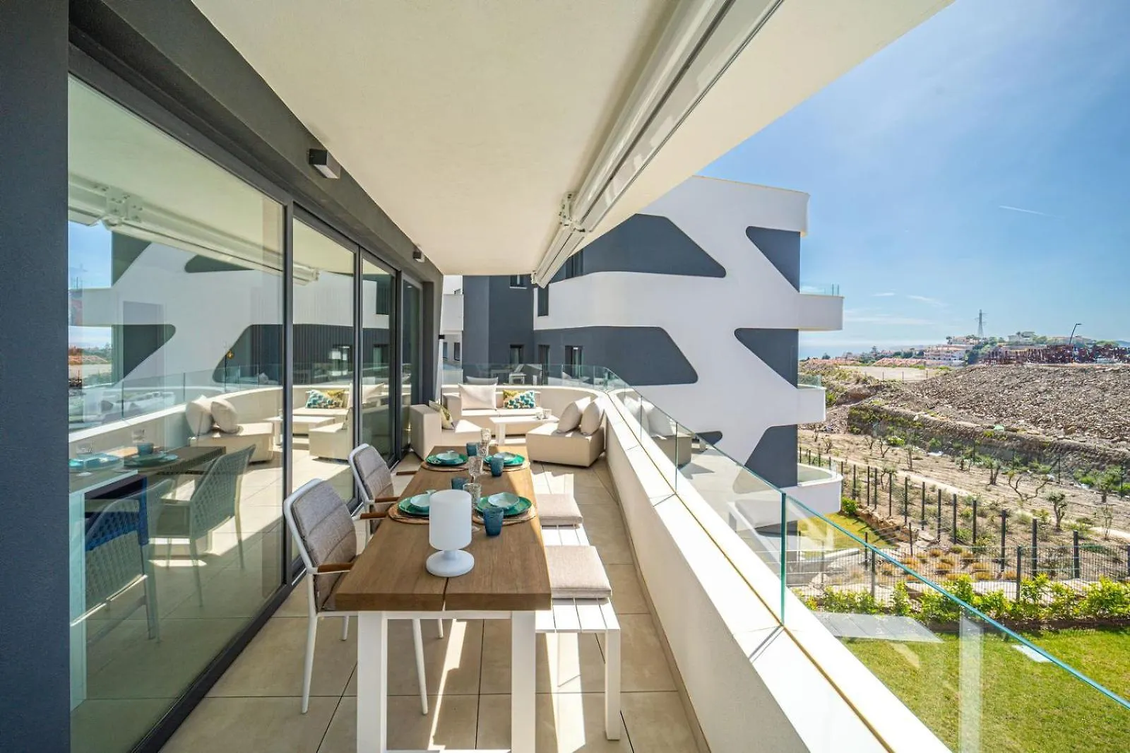 Higueron West Property Collection - La Vida Feliz Andalucia By Hwpc شقة
