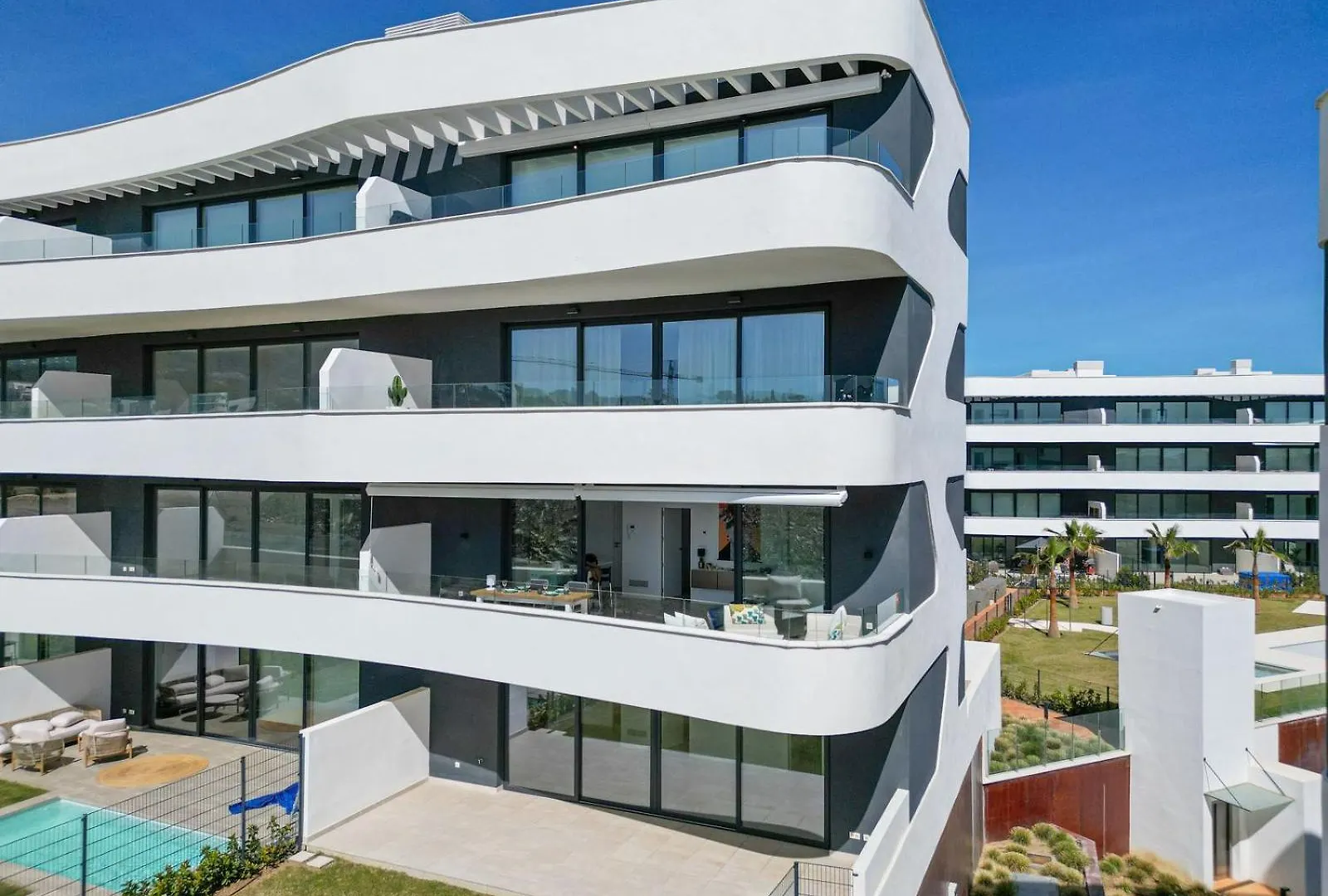 Higueron West Property Collection - La Vida Feliz Andalucia By Hwpc شقة فوينخيرولا